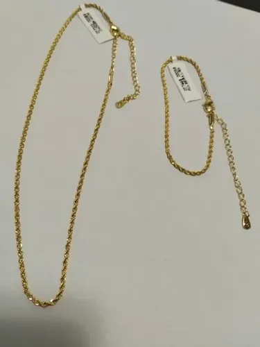 Lindo conjunto de cordão baiano