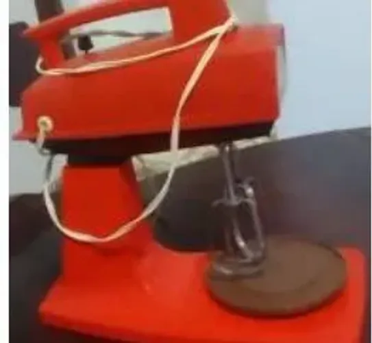 Batedeira retrô dos anos 50 funcionando