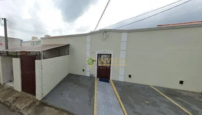 Terreno com 240m² com rentabilidade mensal à venda no João Paulo.