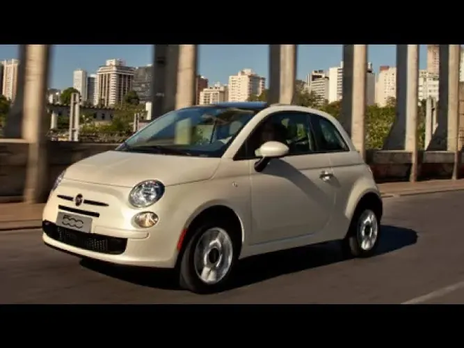 Fiat 500 2014 para retirada de peças .
