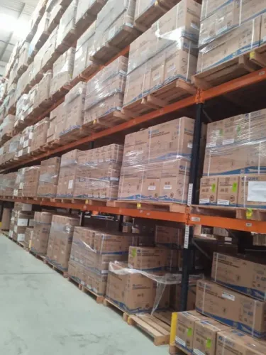 Porta pallets semi novo a pronta entrega