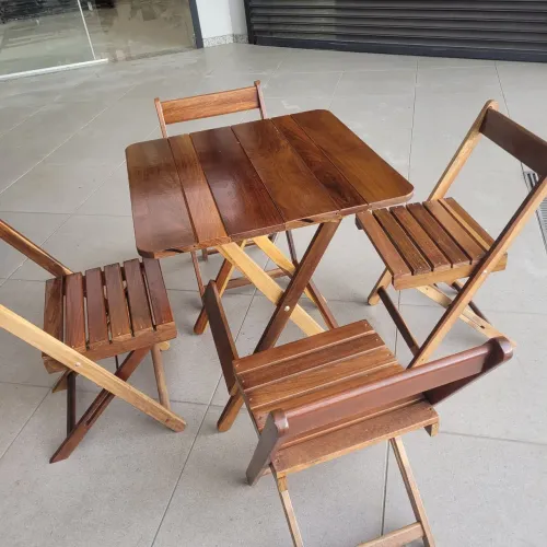 Jogo de mesas para bares e restaurantes