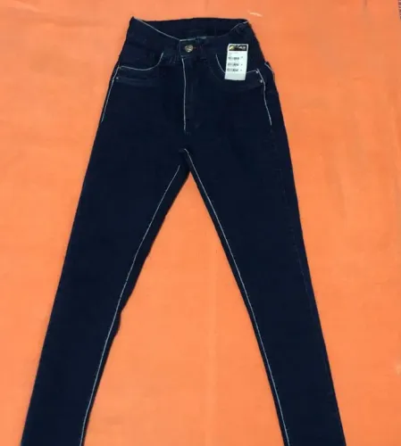 Calças Jeans ACR ( Novas ) nunca foram usadas .