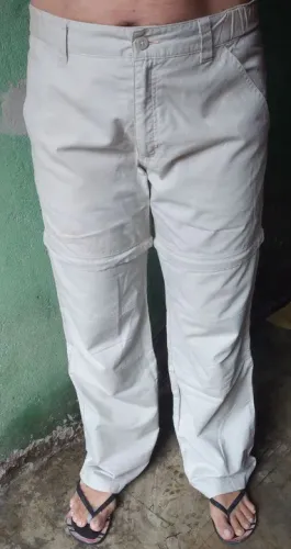 Calça  de sarja com zíper