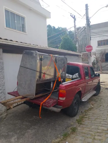 Faço mudanças e frete