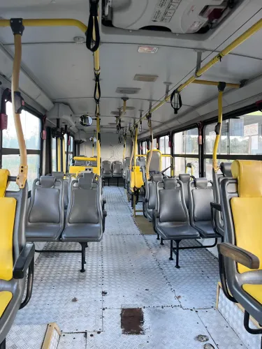 Vende-se Ônibus 