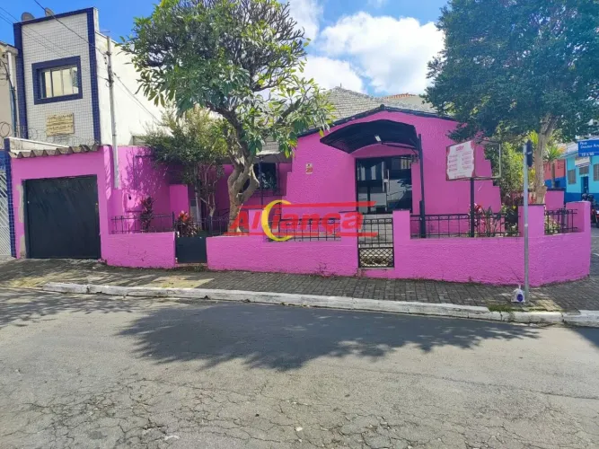 Casa comercial 400m², com 3 Salas para locação no Centro de Guarulhos