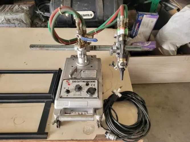 Maquina de Corte de Chapa Reta
