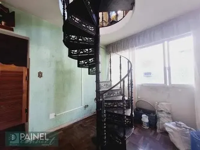 Cobertura em Itararé - São Vicente: 300m², 3D + dep, R$6500