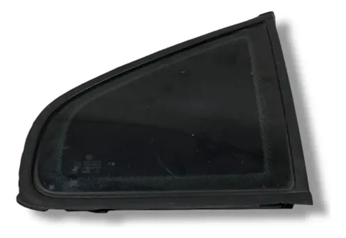 Vidro Fixo Traseiro Direito Vw Passat 1997 1998 1999 2000 01