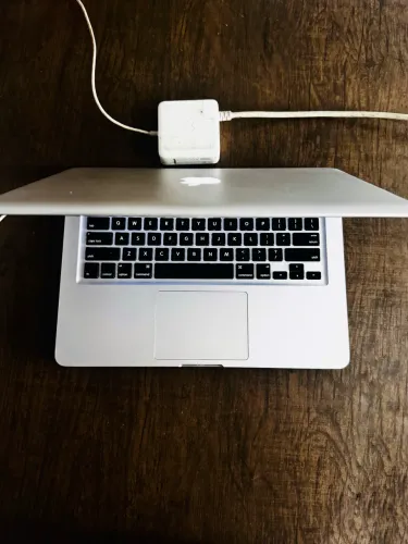 MacBook Pro 1TB 16gb