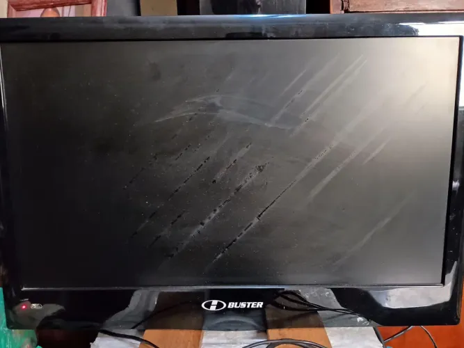 Tv monitor 22 polegadas  IBuster 