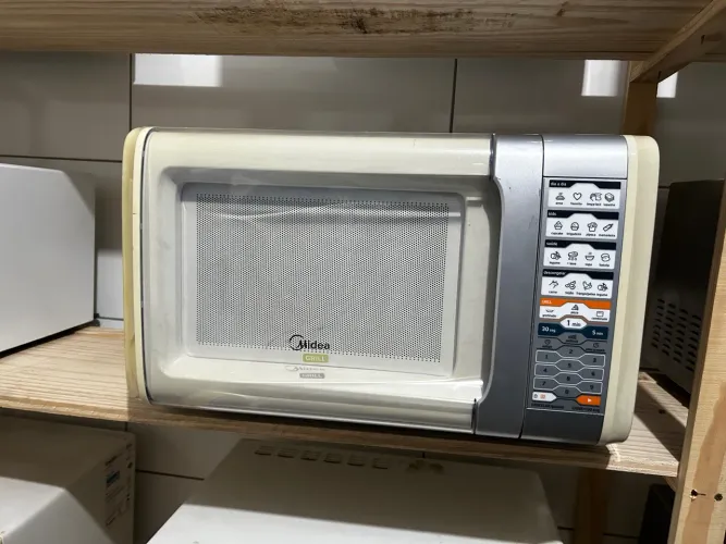 Microondas Midea
