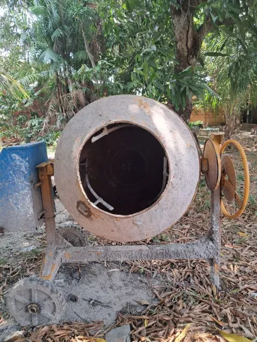 Betoneira Menegotti Rental