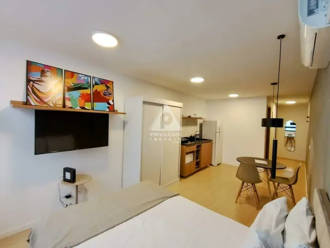 Studio mobiliado no Send Cooliving, Centro.