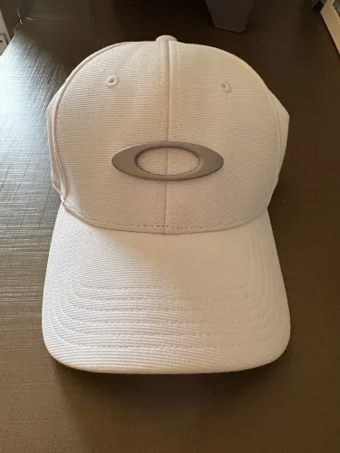 Boné Oakley