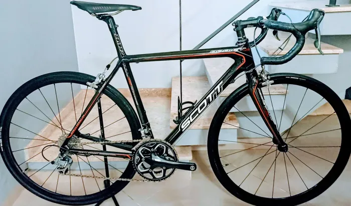 SCOTT(54) ADDICT R2,GRUPO DURA ACE (18x). Trocas 8.5k