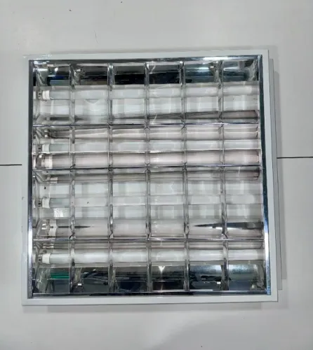 Luminária LED Branco Frio Seminova Com Lâmpadas - Em Ótimas Condições!
