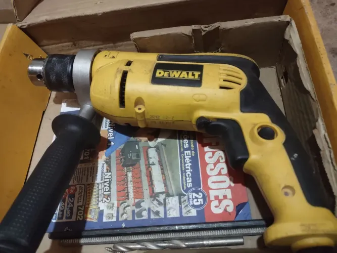 Furadeira Dewalt