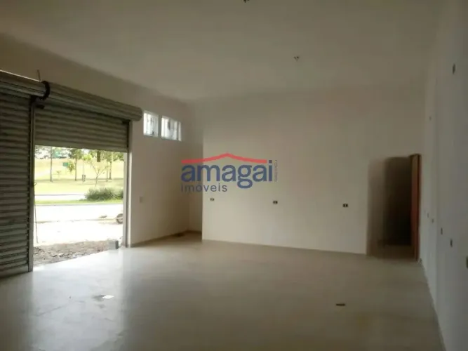 Ponto comercial para venda em Jacareí - SP