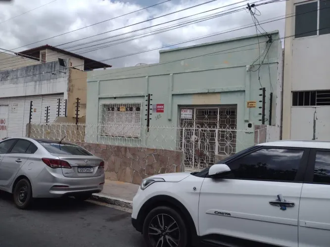 VENDO - IMÓVEL PARA FINS COMERCIAIS - CENTRO - PETROLINA PE
