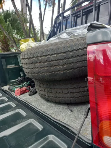 Pneus aro 16 e também aro 18