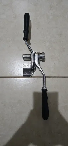 Maquina de cintar poste