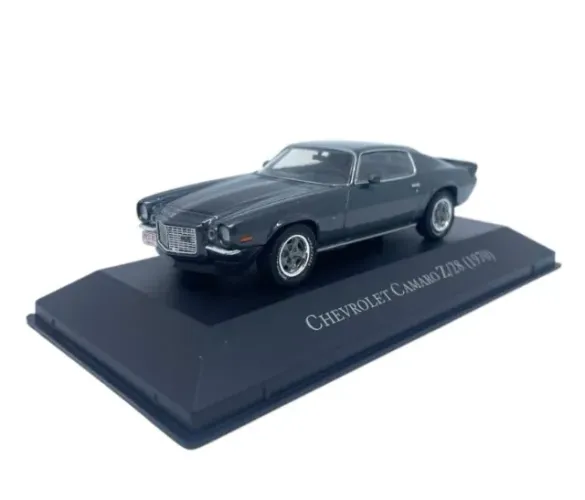 Miniatura Chevrolet Camaro Z28 1970 Preto escala 1:43