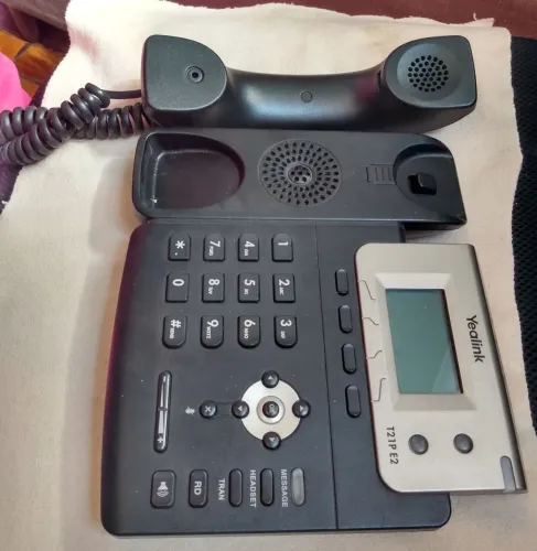 Telefone Ip Sip-t21 T21p E2 Yealink. Oportunidade Usado Funcionando