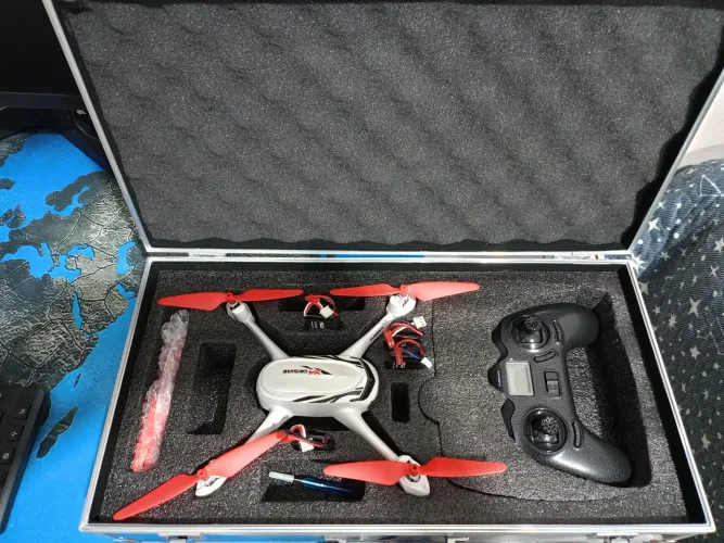 Drone Hubsan 502e Com GPS + Maleta + 4 Baterias + Caixa Original !