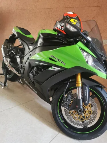 KAWAZAKI NINJA ZX10R 2014