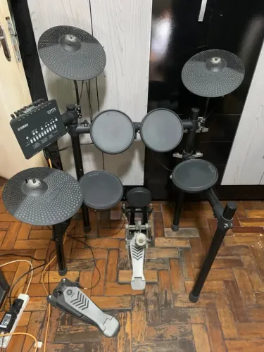 Bateria eletrônica Yamaha DTX 432k