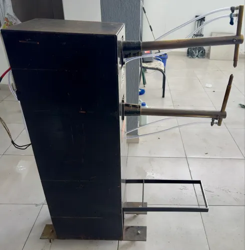 Máquina de Solda ponto 10KVA