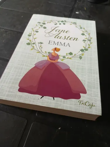Livros Mulherzinhas e Emma