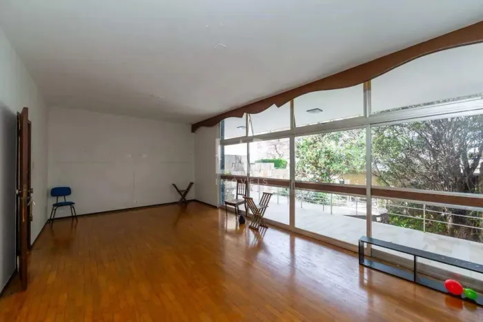 Casa à venda, 8 quartos, 1 suíte, 10 vagas, Barroca - Belo Horizonte/MG