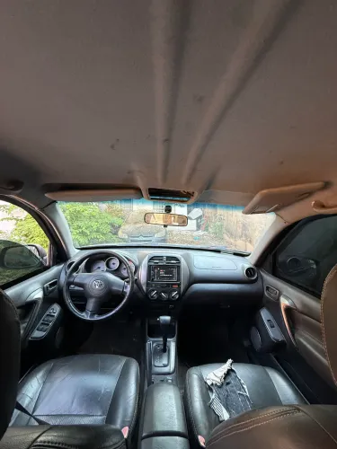 Toyota RAV4 2.0 4X4 16V Aut. 2004