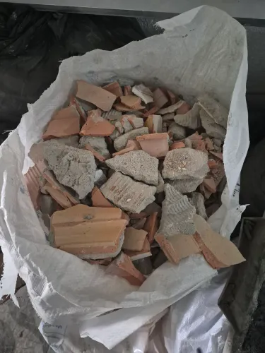 Doação: Saco de entulhos - obra residencial
