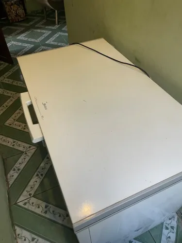 FREEZED MIDEA RCFA 295 L
