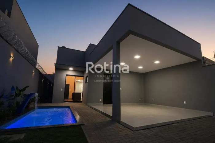 Casa em Condomínio Fechado com 3 Quartos e Espaço Gourmet no Bairro Aclimação
