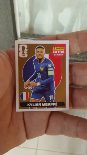 Figurinha de ouro Mbappe