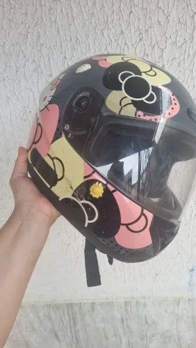 Capacete usado Hello Kitty