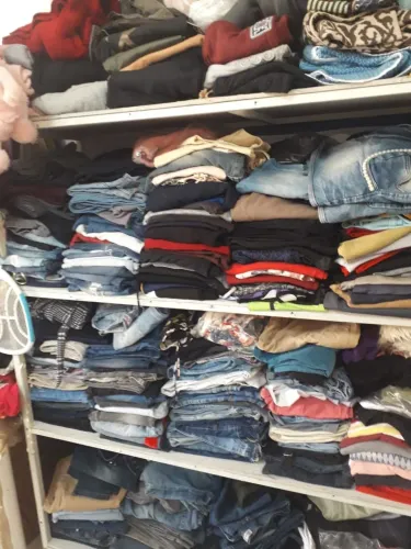 PRATELEIRA  GRANDE Para uso variados 