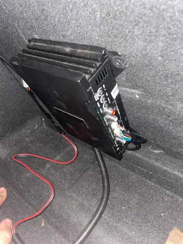 Módulo Amplificador Automotivo Falcon HS960.3 450W RMS 3 Canais Preto
