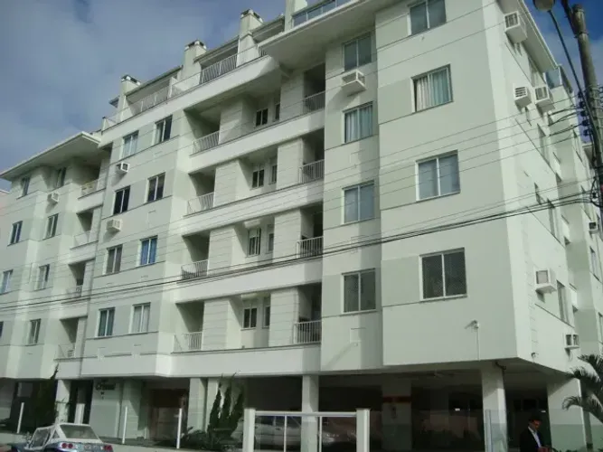 Apartamento para aluguel possui 65 metros quadrados com 2 quartos