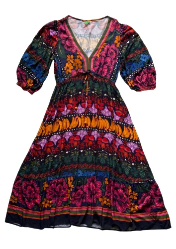 vestido farm jardineira estampado midi