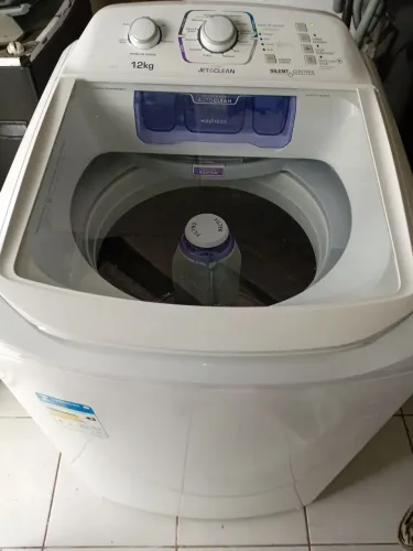 Máquina de lavar roupas