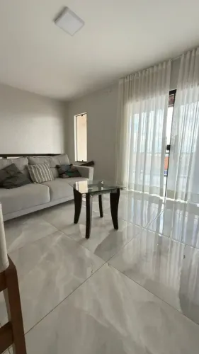 Vendo Linda Casa de 3 Quartos, em Valparaíso,Perto de Tudo !