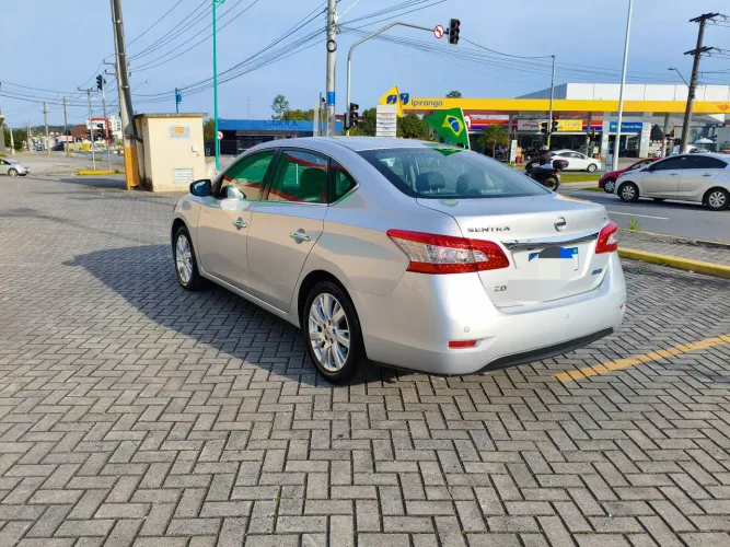 Nissan Sentra SL 2.0/ 2.0 Flex Fuel 16V Aut. 2014