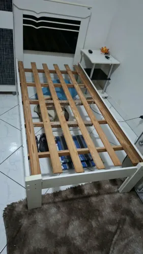 Cama de solteiro