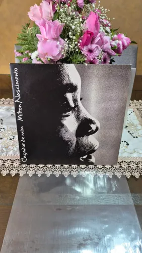 LP VINIL | Milton Nascimento - Caçador de Mim (1981)
